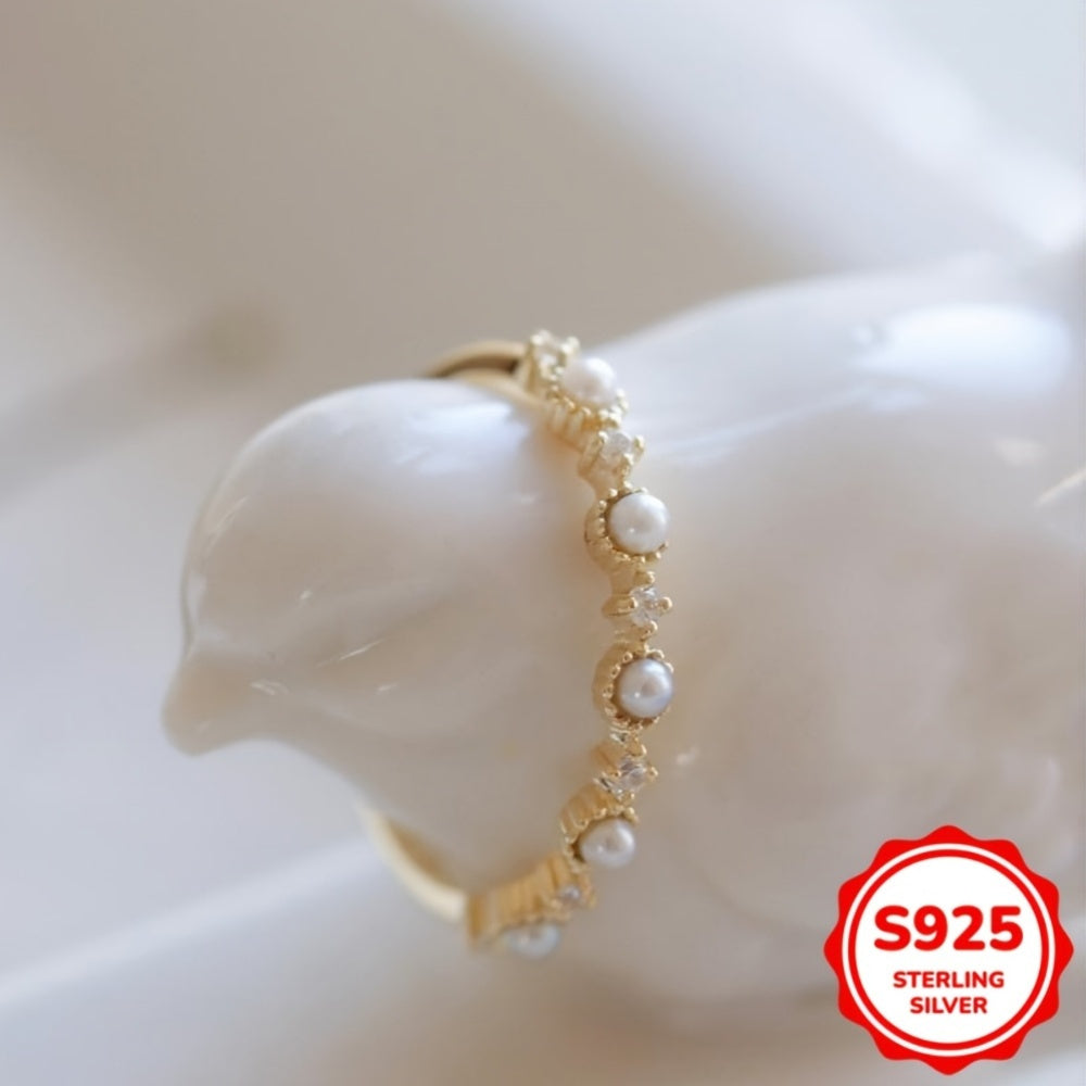 Elegant Gift for Women: 1.6G S925 Sterling Silver Minimalist Ring with Natural Pearl and Small Zirconia on a Gold-Plated Band, Perfect for Valentine's Day or Birthday Party