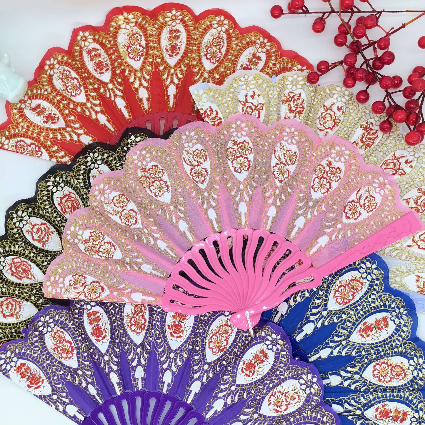 Single Flower Ladies Carved Folding Summer Dance Performance Folding Fans in Classic European Style
(12 pieces, 6 pieces, 3 pieces) perfect for trendy photography props.