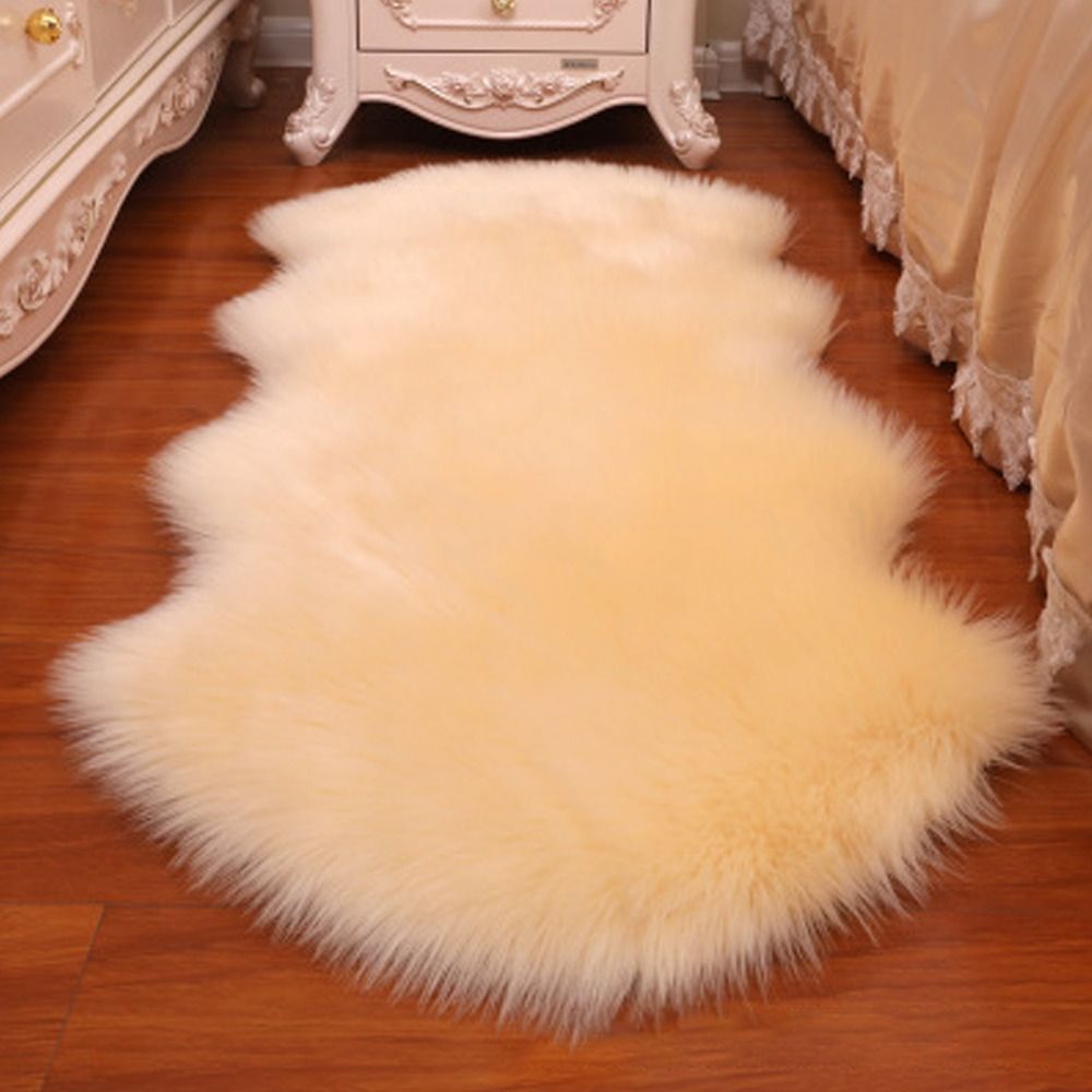 Artificial Sheepskin Long Hair Rugs - Soft Faux Fluffy Shaggy Carpets for Living Room and Bedroom, Non-Slip Home Decor Mats