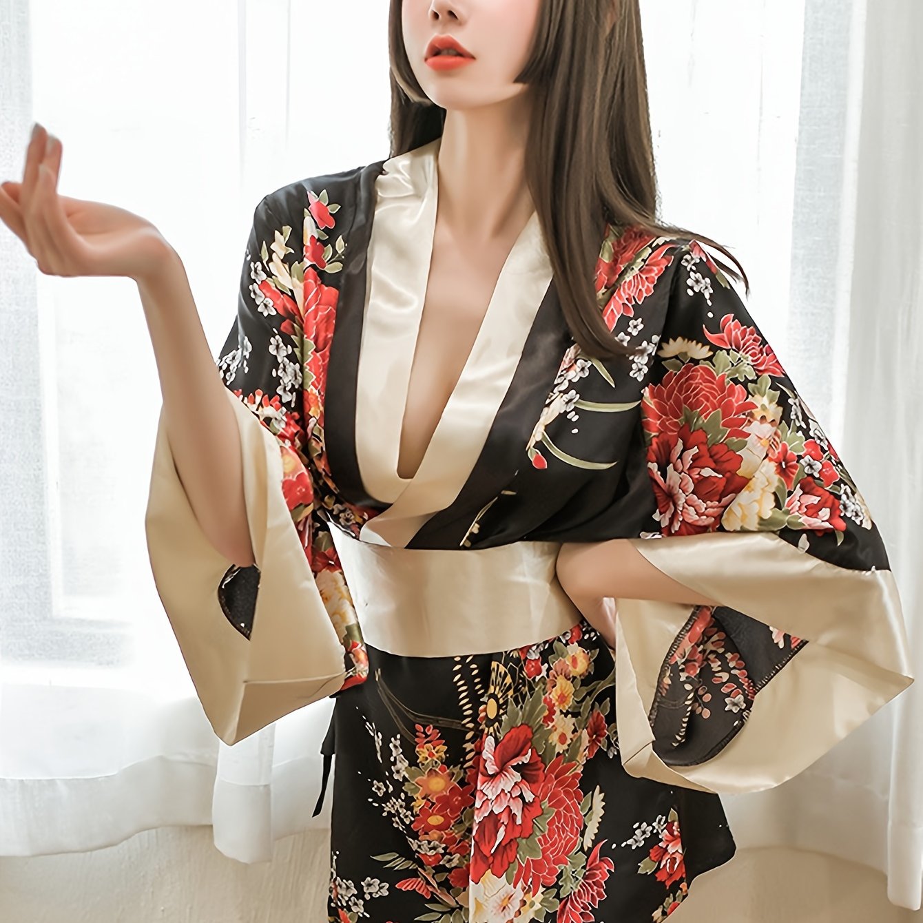 Gul naqshli kimono cosplay to'plami, kamon belbog'i va thong, ayollar uchun sexy ichki kiyim.