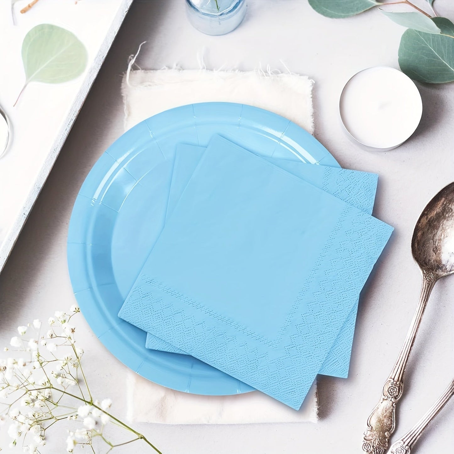 10 pieces or 20 pieces of light blue party supplies including blue paper plates, cups, and napkins. Perfect for blue showers, birthdays, weddings, parties, family picnics, and decorations. These disposable dinnerware items come in 17.78cm and 22.86cm