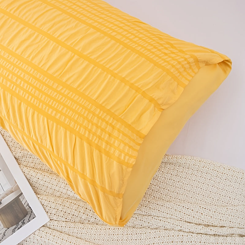 Choose from three different styles and multiple colors with this set of two pillowcases. Made of skin-friendly 100% polyester fiber spandex fabric, these pillowcases are soft and comfortable. They come in a 50x70 size and feature a bubble yarn skirt