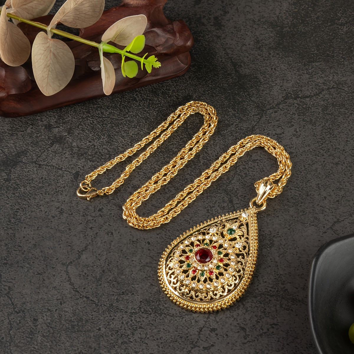 Stylish Antique Moroccan-Inspired Pendant Necklace featuring Intricate Hollow Carved Design, Crafted from Gold-Plated Zinc Alloy - Ideal for Weddings, Special Events & Everyday Wear