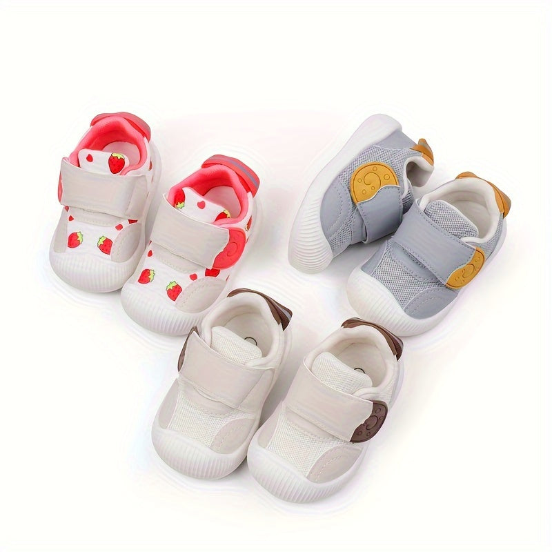 Adorable cartoon sports shoes for baby toddlers aged 0-2, with soft rubber soles, anti-slip and breathable design, ideal for outings.