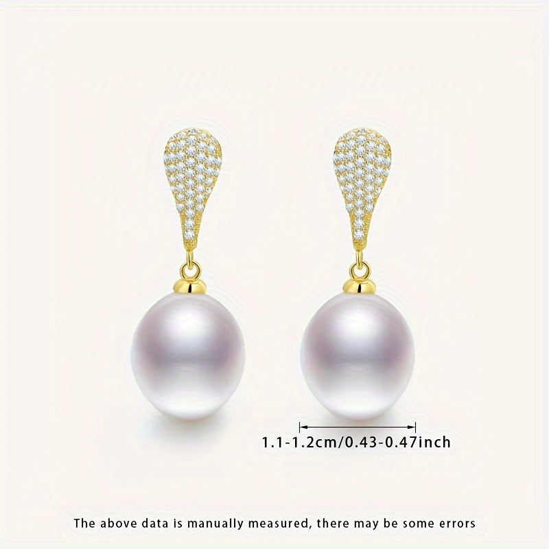 Elevate your style with the MUFAN Elegant Freshwater Pearl Drop Earrings. These stunning earrings feature 11-12mm lustrous teardrop-shaped pearls, set on S925 sterling silver hooks for a touch of vintage charm. The June birthstone makes them a perfect