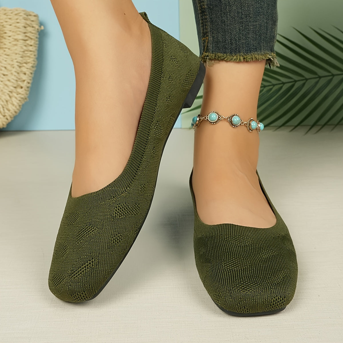 Women's Solid Color Knitted Flats with Lightweight Soft Sole, Ideal for Daily Wear.