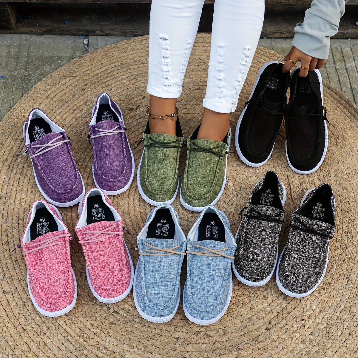 Comfortable and lightweight women's loafers with a solid color and soft sole, perfect for daily walking.