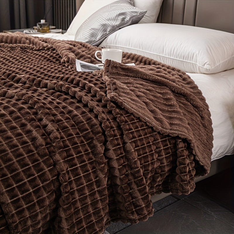 Perfect for any season, this luxurious thick faux rabbit fur throw blanket in solid brown provides soft, warm flannel comfort. Ideal for adding a touch of elegance to your couch, bed, or office.