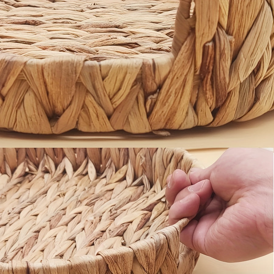 Round water hyacinth wicker tray for organizing snacks, toys, and more. Non-waterproof storage solution.