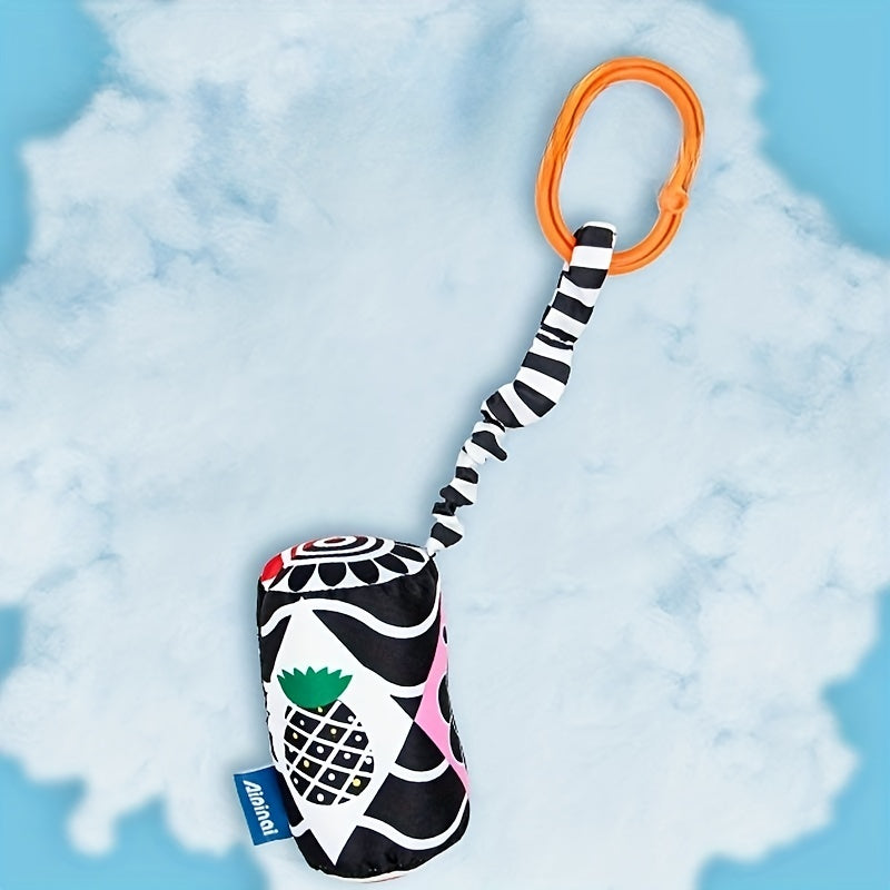 Geometric-shaped black and white hanging toys for babies, designed for early education and visual stimulation. Perfect for attaching to strollers, car seats, or hanging over baby's bed.