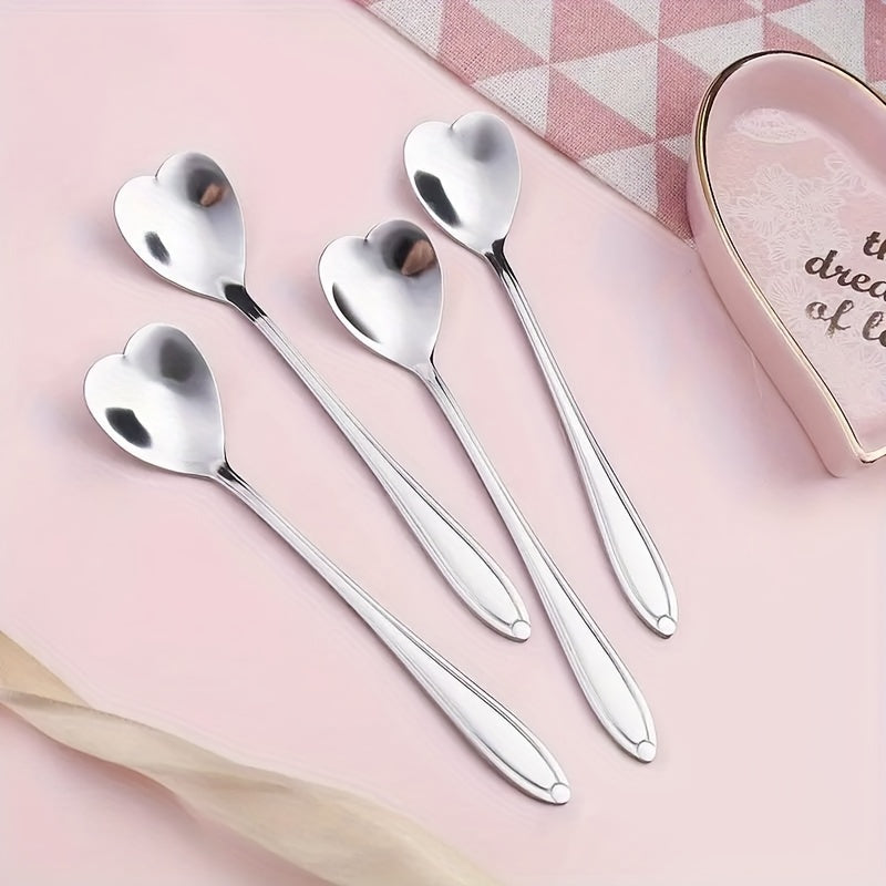 Heart-shaped stainless steel spoon set, perfect for holiday gatherings or everyday use in the kitchen or restaurant. Great for stirring desserts and coffee. Ideal for Christmas parties.