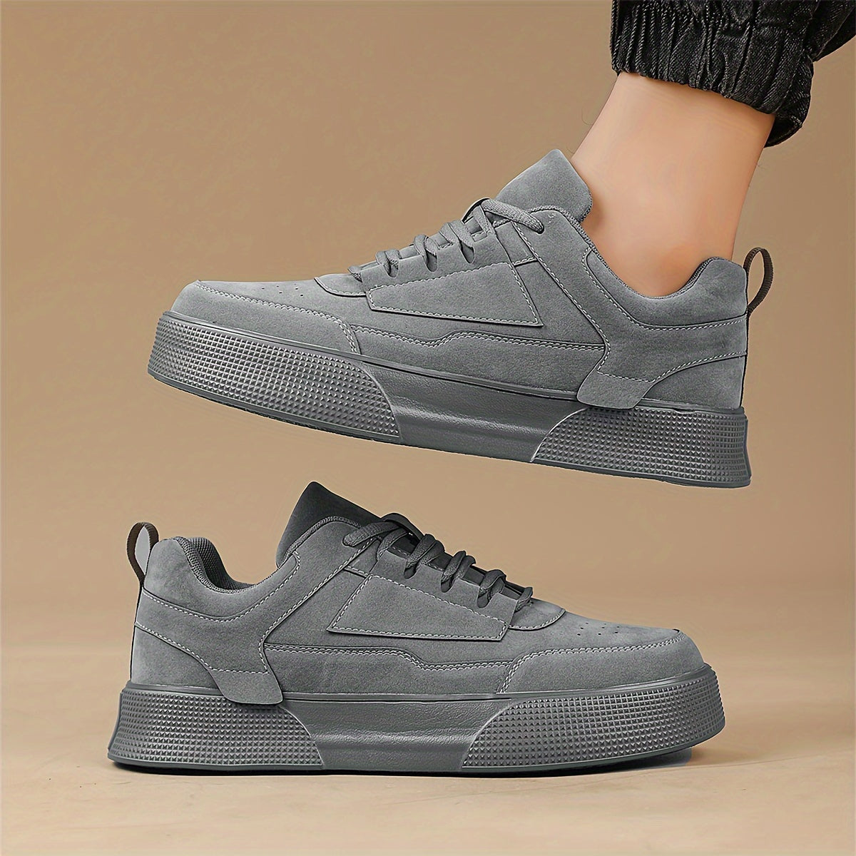 Men's solid grey skateboard sneakers, casual lace-up running shoes with lightweight stability for outdoor activities.