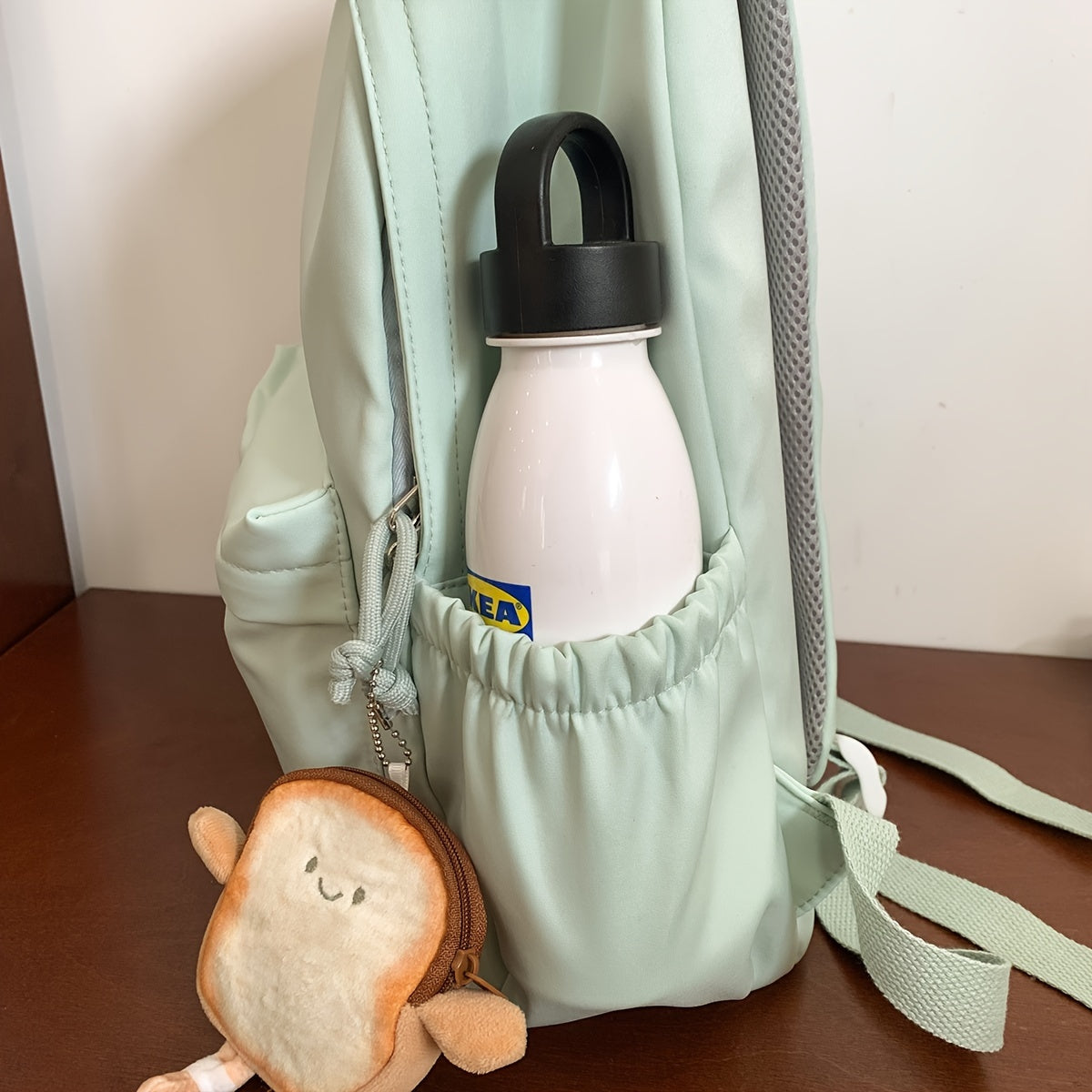 Casual, lightweight backpack for high school students in solid color. Perfect for everyday use.