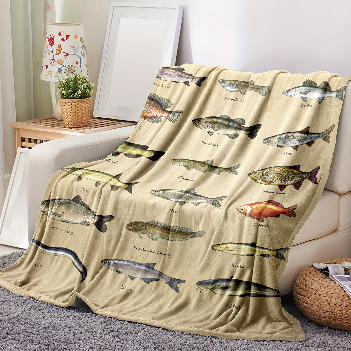 Soft and warm fish-themed flannel throw blanket, perfect for couch, bed, or travel. Ideal gift for friends, family, or loved ones. Available in multiple sizes and varieties.