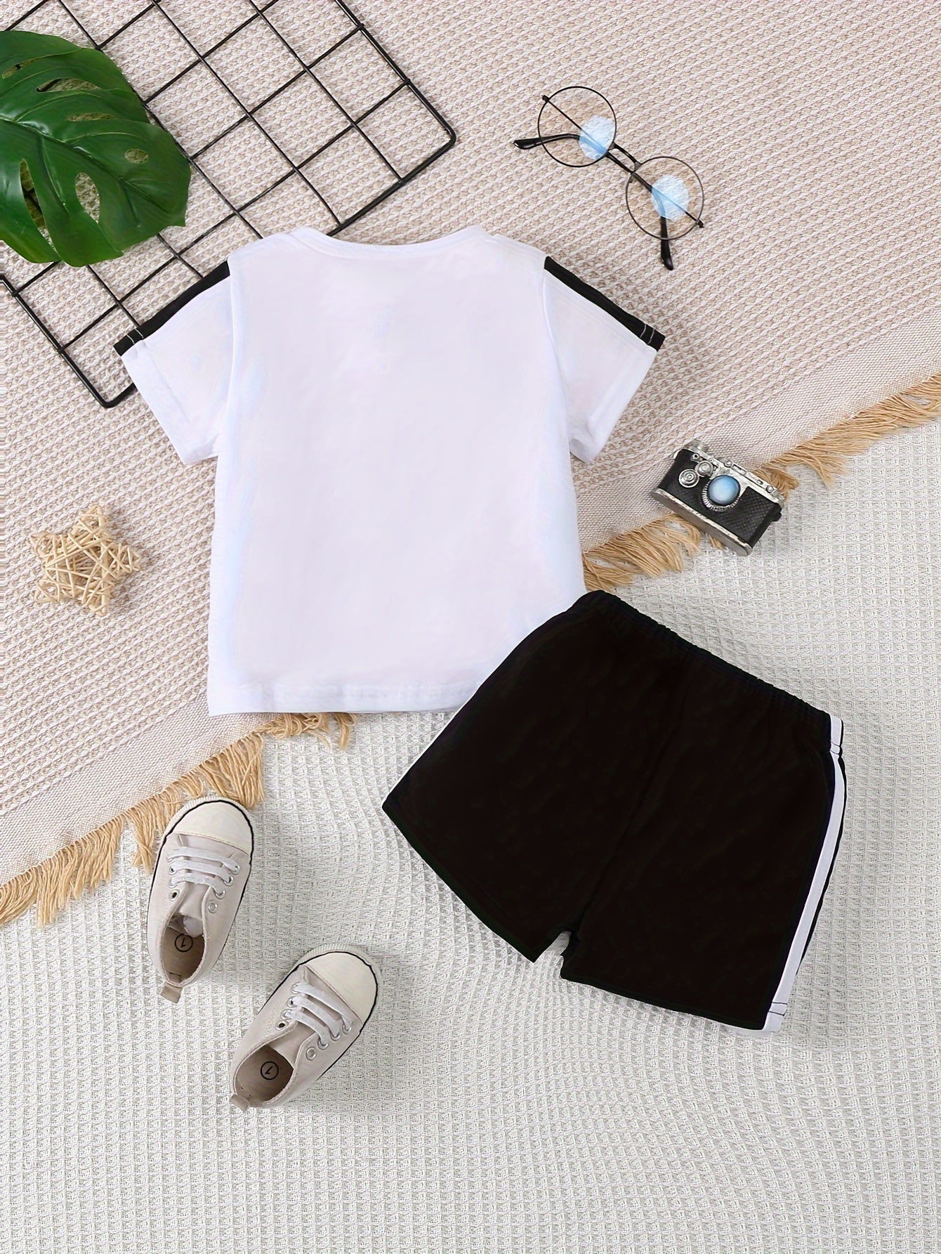 Stylish Black & White Letter Print Outfit for Boys - Polyester T-Shirt & Shorts Set, Machine Washable - Ideal for Spring/Summer, Movement Style, Traditional Version, Outdoor Ready.