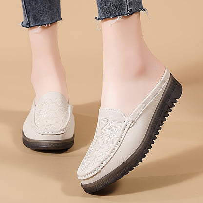 Women's slip on flat shoes with flower pattern, lightweight and comfortable.