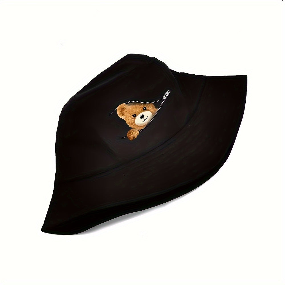 Polyester bucket hat with teddy bear print, ideal for outdoor activities. Made of knitted fabric, hand washable.