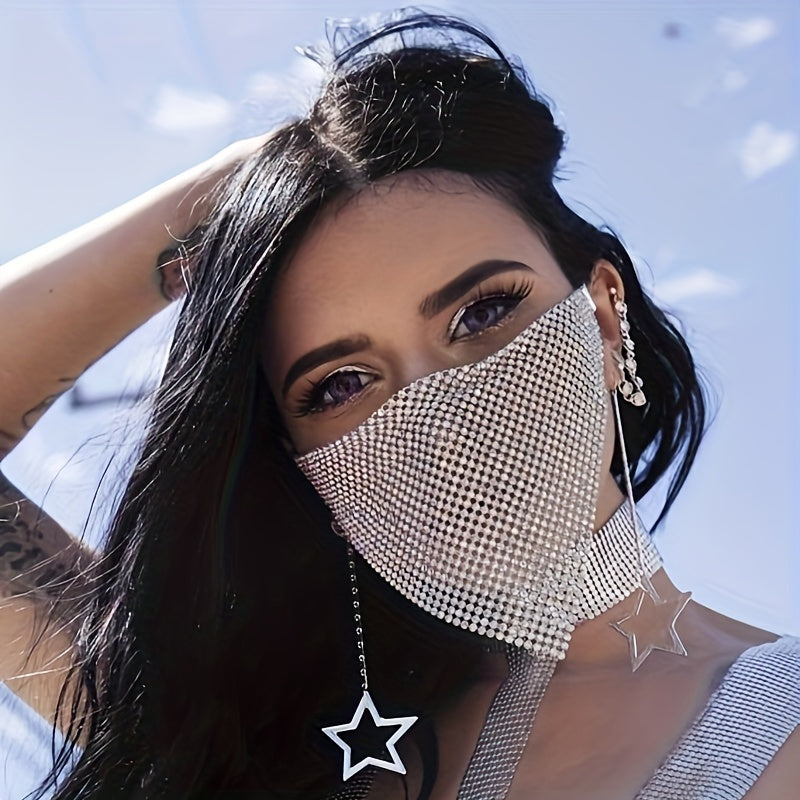 Stylish face mask adorned with dazzling gold embellishments, a bestseller on Amazon across Europe, America, and Asia, ideal for enhancing your on-stage look.