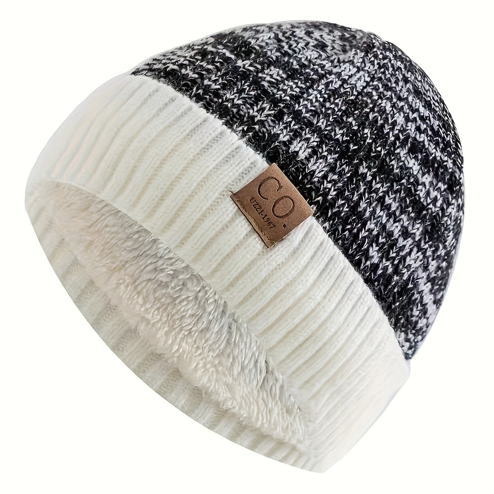 Stay Warm and Cozy with a Knit Beanie featuring a Letter Patch - Thick Fleece-Lined, Providing Ear Protection for Men | Sporty Design, Easy to Hand Wash