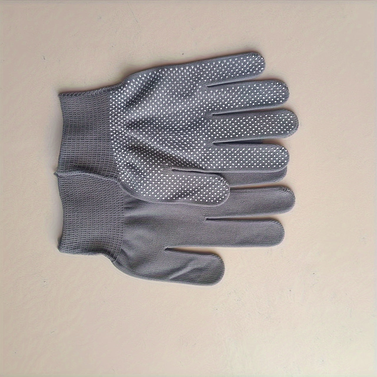 This pack includes 10 non-slip, durable work gloves that are unisex and lightweight. Made from breathable nylon, these gloves provide sun protection and are perfect for use in the home, kitchen, or outdoors. Free from lead, these gloves are not