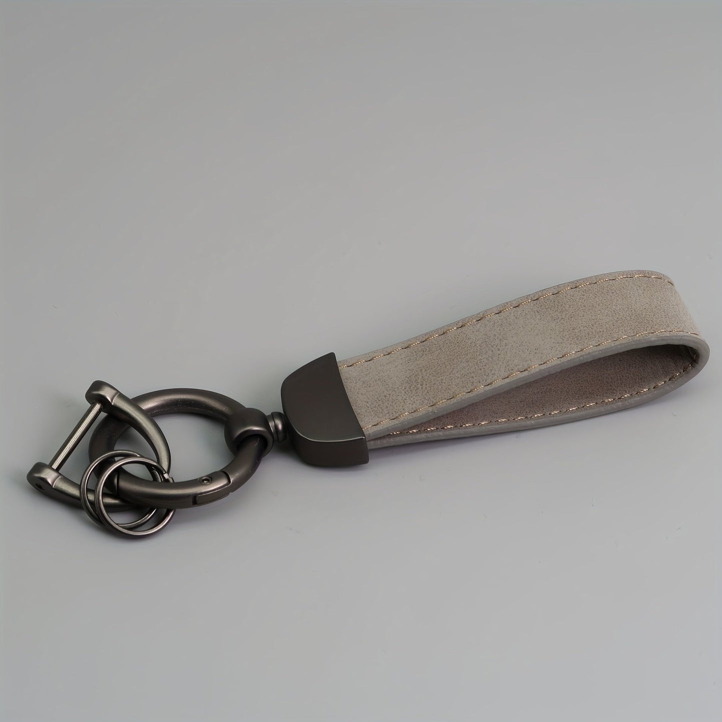 Men's Hardware Anti-Loss Suede Car Key Chain with PU Leather, the Perfect Valentine's Day Gift