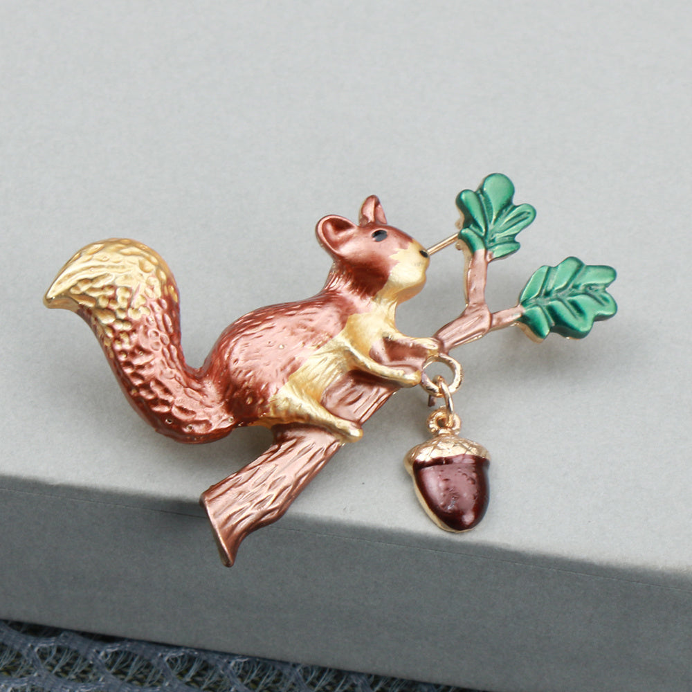 Gothic Luxury Style Enamel Squirrel Brooch Pin, Perfect for Wool Sweaters & Jackets