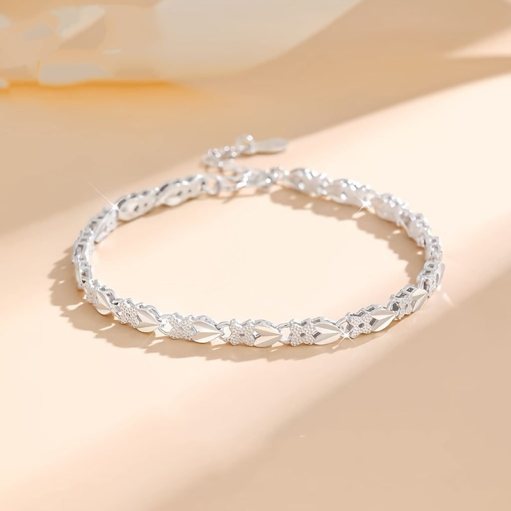 Classy Vintage Style Bracelet, 925 Sterling Silver Plated - Ideal for Casual Outfits and Valentine's Day Presents