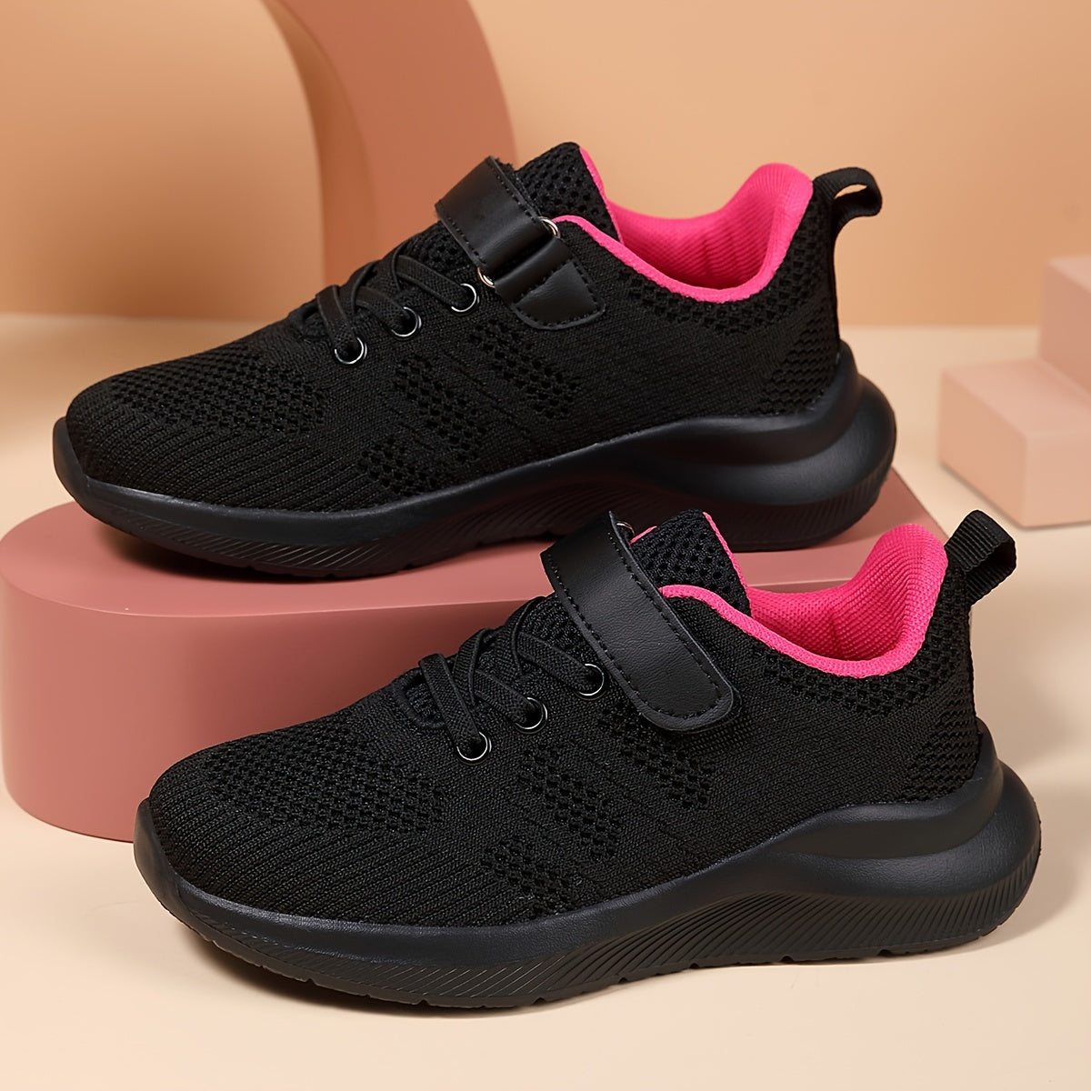 Breathable lightweight sneakers for girls, ideal for outdoor jogging and workouts.