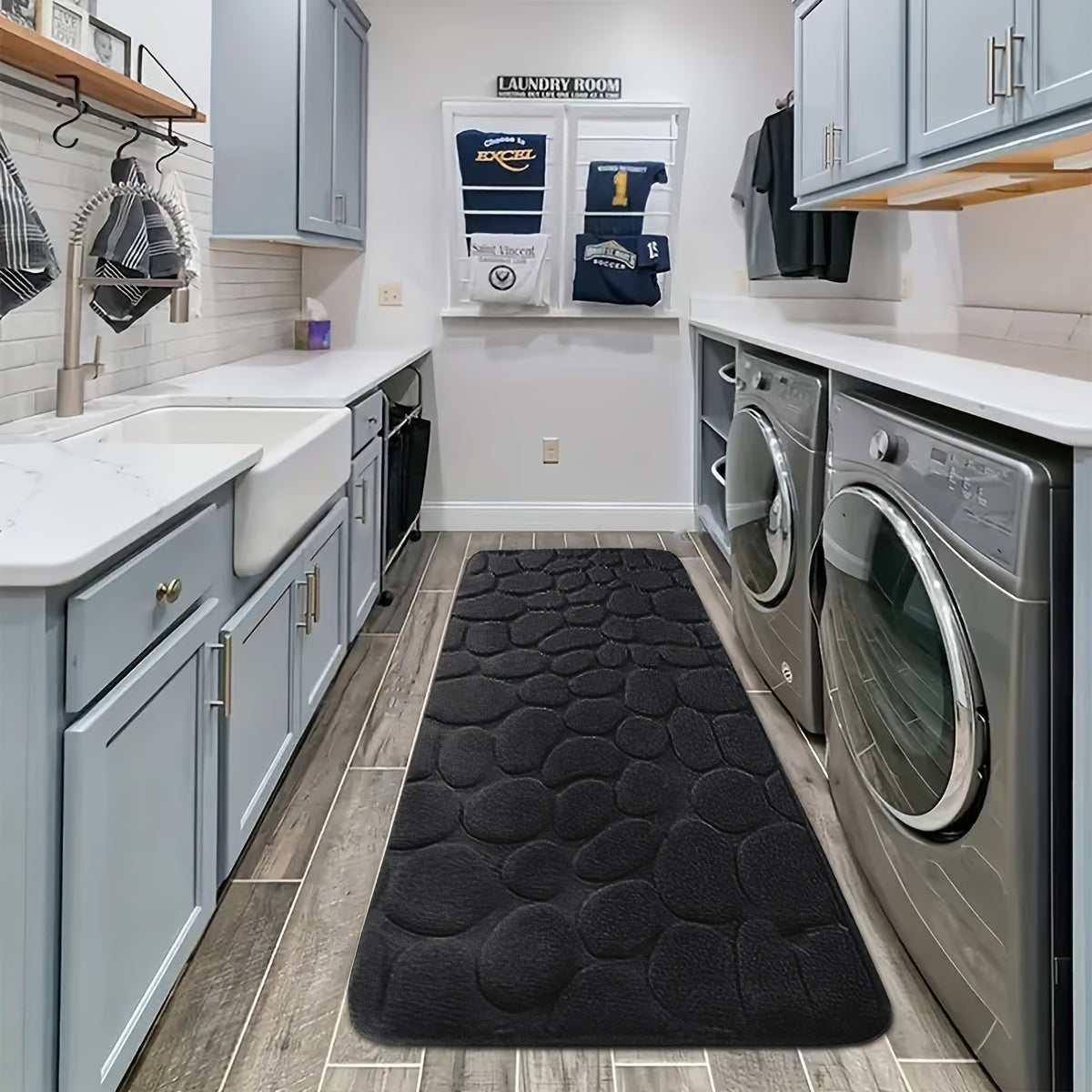 Cobblestone Embossed Bathroom Bath Mat - The Perfect Addition to Your Shower Room! This machine washable bath rug is designed for rapid water absorption, with a non-slip backing for added safety. Keep your bathroom floors dry and comfortable with this