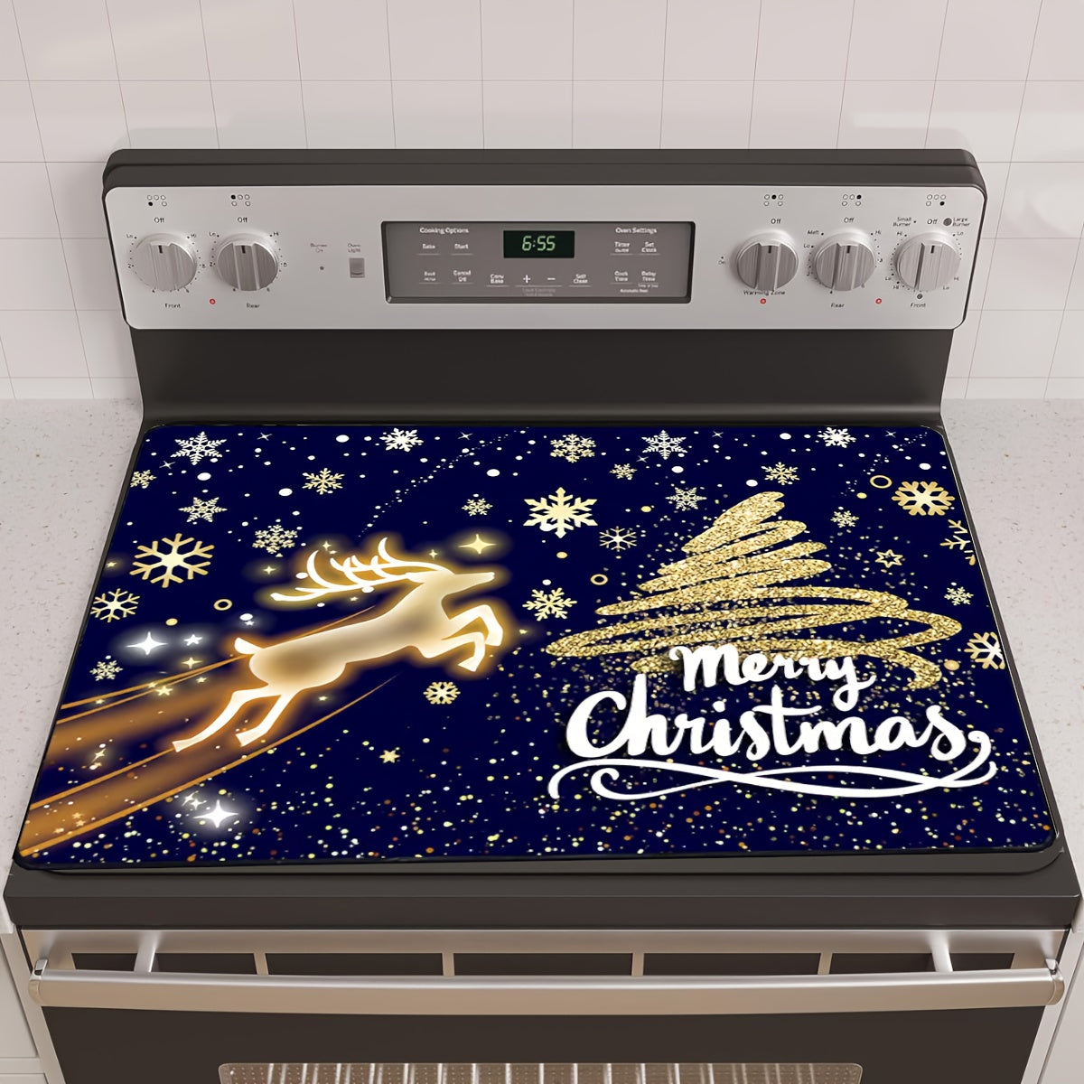 Cover your electric stove top with this festive Christmas stove top cover. Measuring 72.39x52.07cm, this heat-resistant cover is non-stick, foldable, and easy to clean. It is dishwasher safe and also acts as an anti-scratch mat for electric and induction