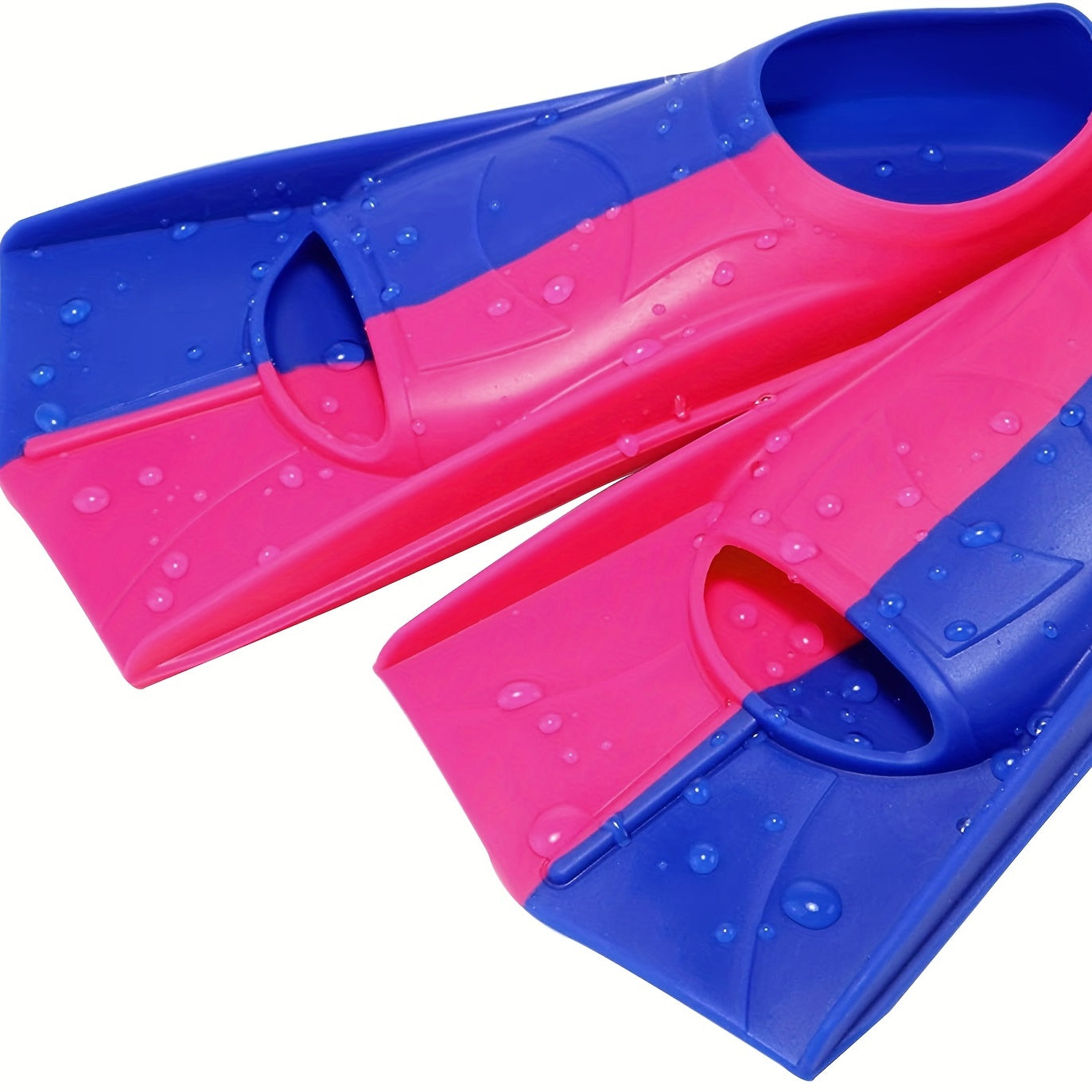 Enjoy easy and fun swimming with Kids Swim Silicone Fins - ideal for beginners!