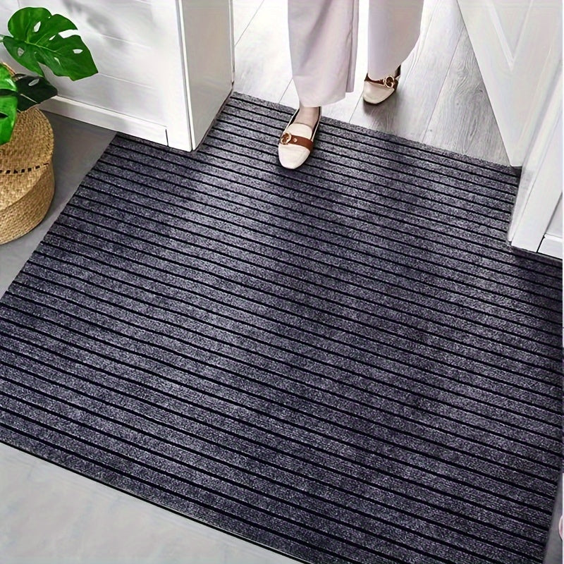 A durable and slip-resistant carpet, ideal for household use. This versatile carpet is dustproof and water-absorbing, perfect for entryways, kitchens, bathrooms, balconies, living rooms, and more.