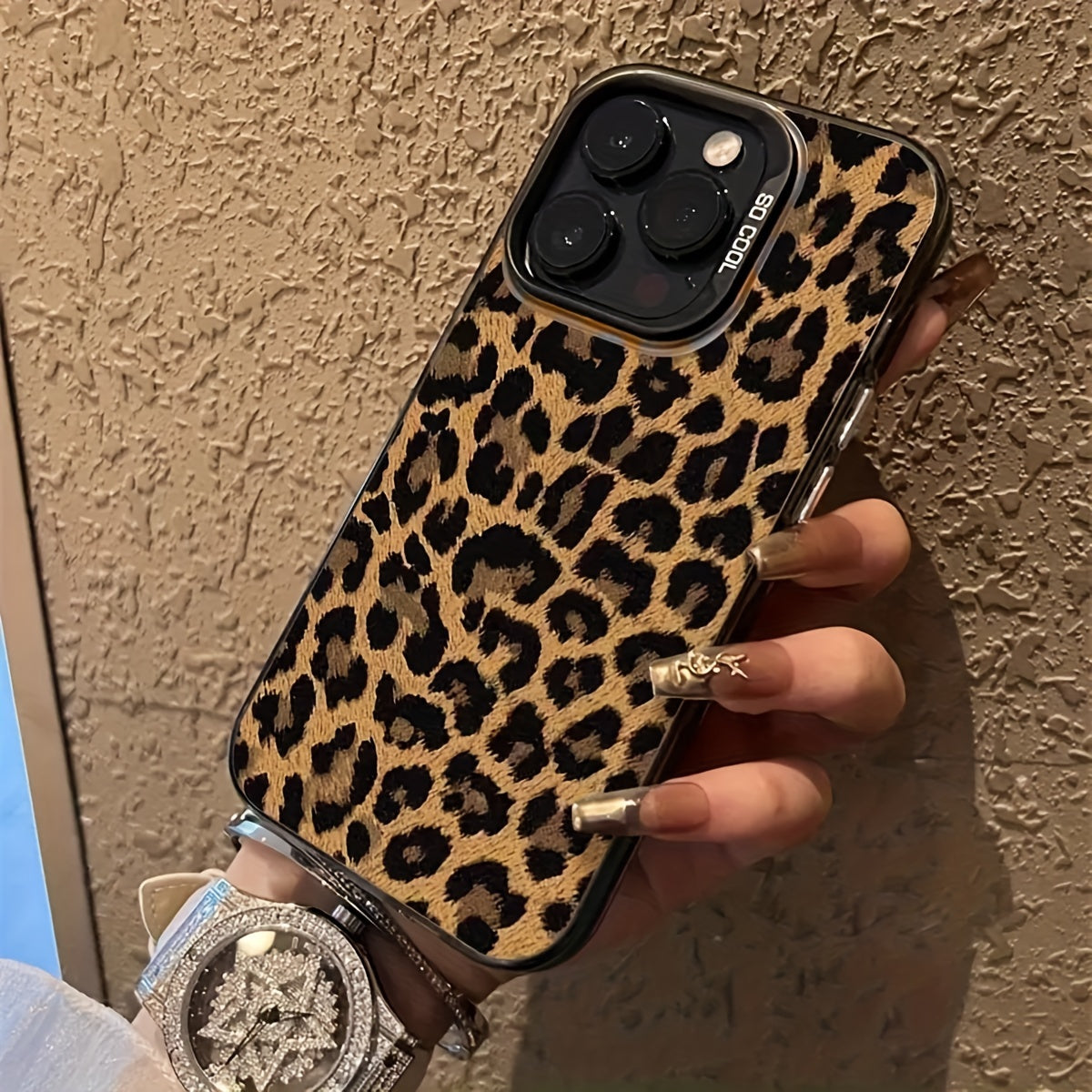 Leopard print full-screen soft shell for various iPhone models, offering high-end protection and style.