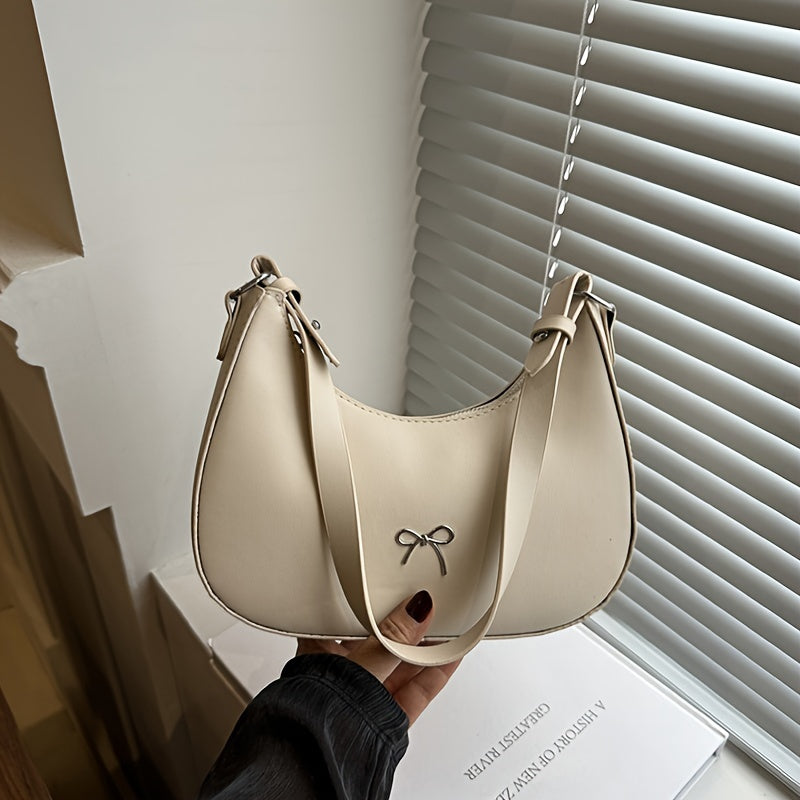 New Korean style shoulder bag with unique design, beautiful and fashionable crescent shape.