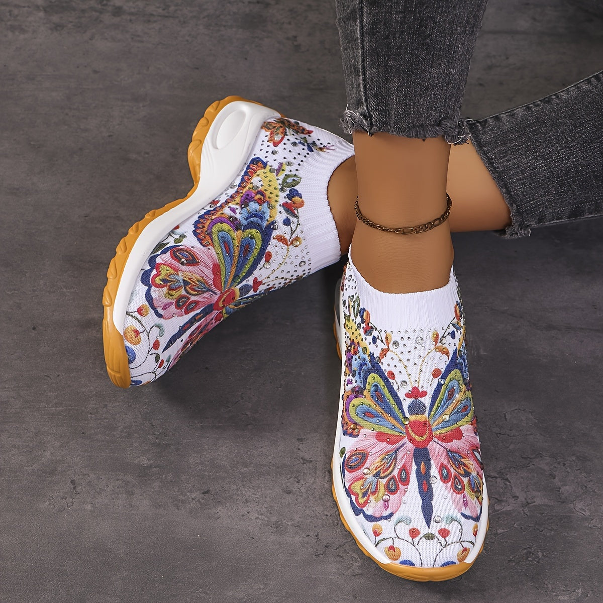 Women's fashion sneakers with breathable fabric, slip-on style, positioning printing, EVA sole, and Taizhou Exclusive design.