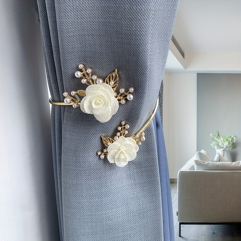 Enhance Your Home Decor with this Elegant Metal Faux Pearl Curtain Holdback Featuring a Three-dimensional Flower Design - Ideal for Dressing up Your Bedroom, Office, Kitchen, Living Room, and Study - Elevate Your Space with a Touch of Luxury.