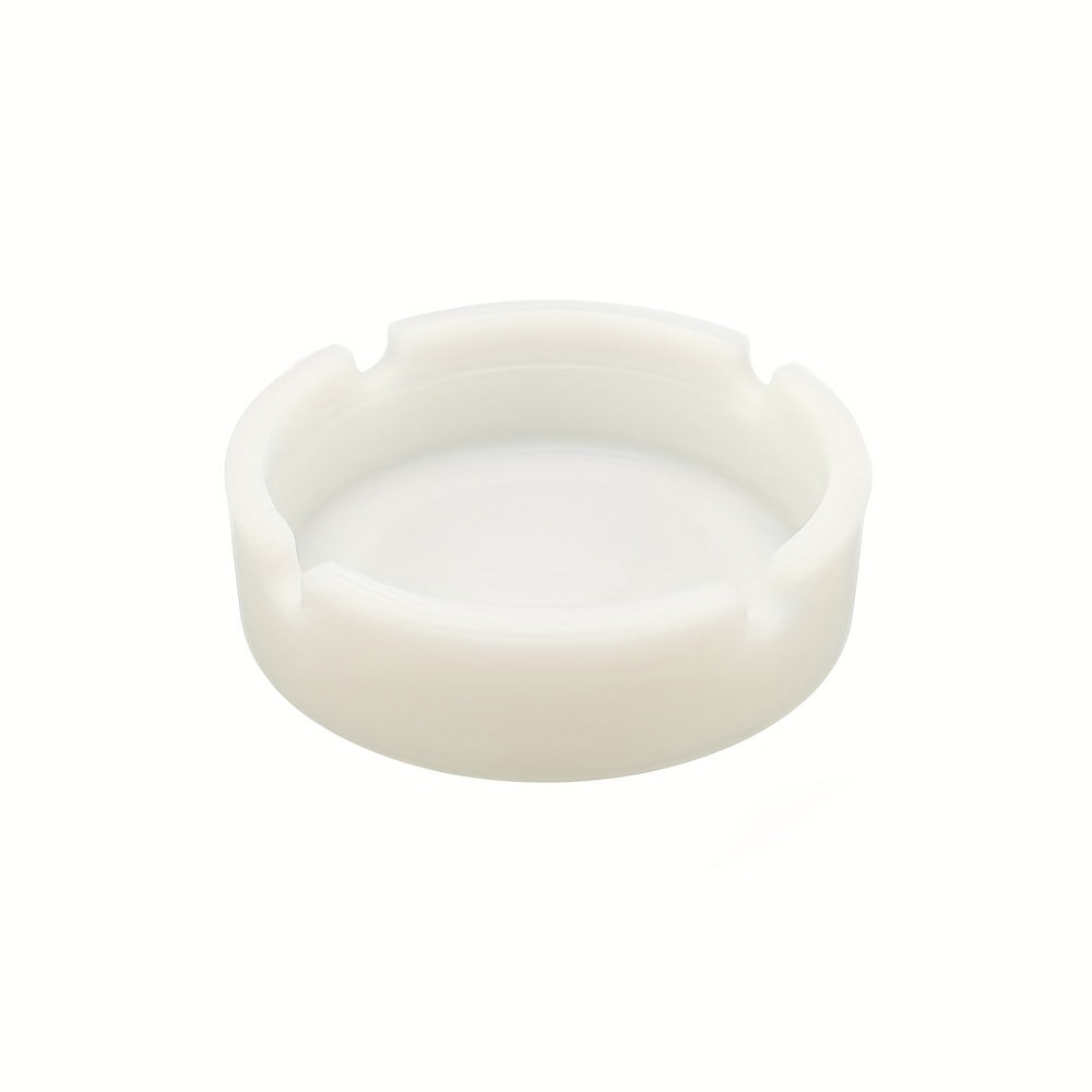 Durable glow-in-dark silicone ashtray resists high temperatures, perfect for indoor and outdoor use. Great gift for friends, dad, or husband.