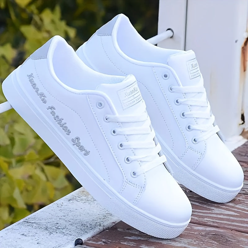 Men's letter print skateboarding shoes with low top lace-up design for casual, sports, and daily wear in all seasons.