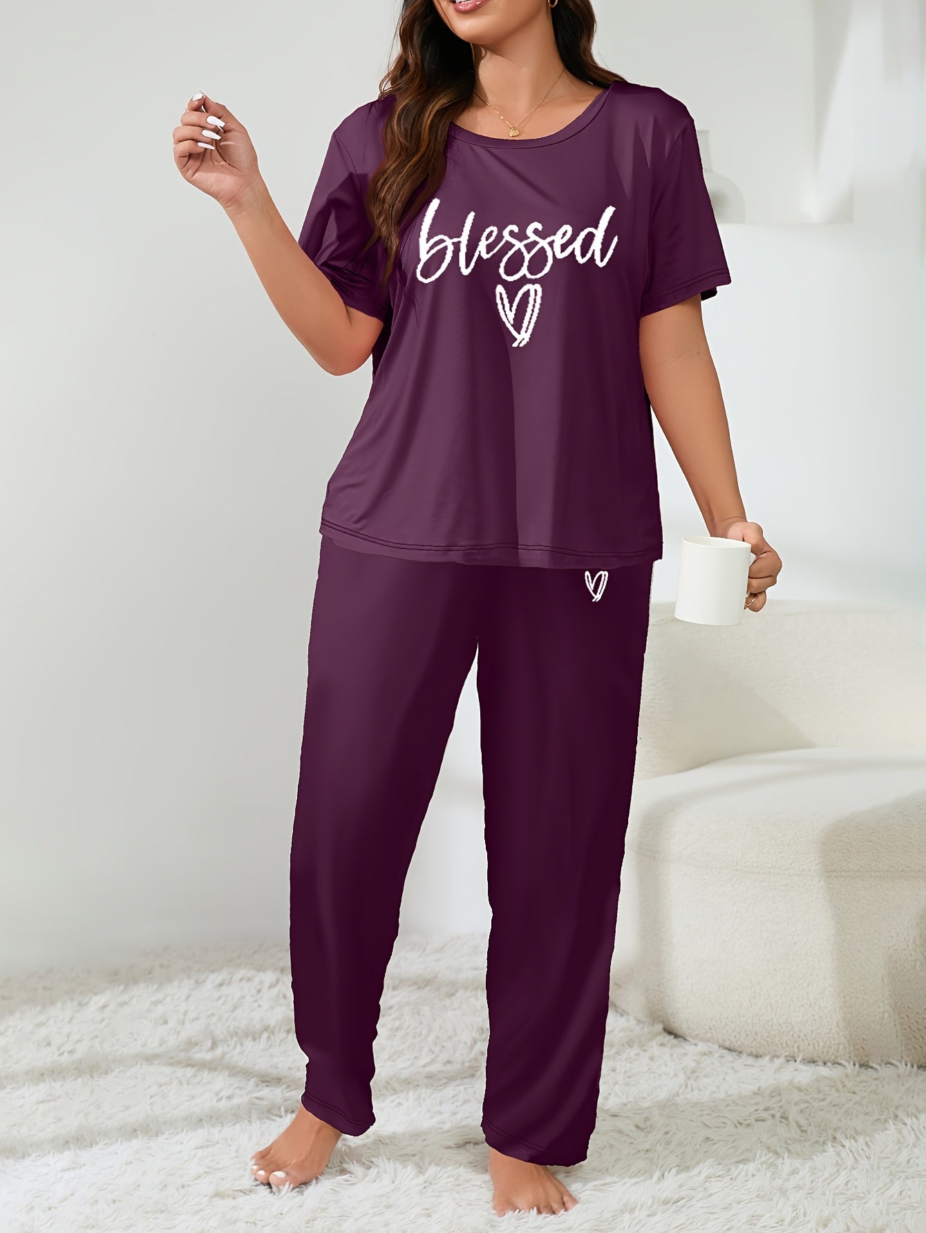 Plus Size Women's Casual Lounge Set with Heart & Letter Print, Short Sleeve Top & Pants Pajamas Set