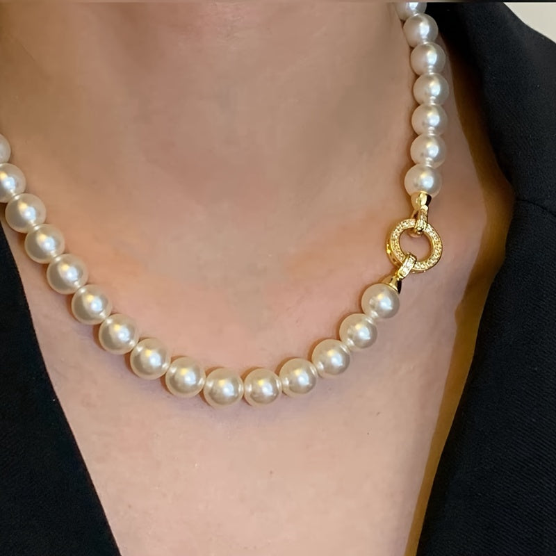 [Customer Favorite] Stylish 10mm Vintage Australian White Shell Pearl Necklace - Inspired by French Fashion, Ideal for Everyday Wear & Romantic Gifts, Enjoy a Touch of Luxury, Easily Matched with Any Outfit