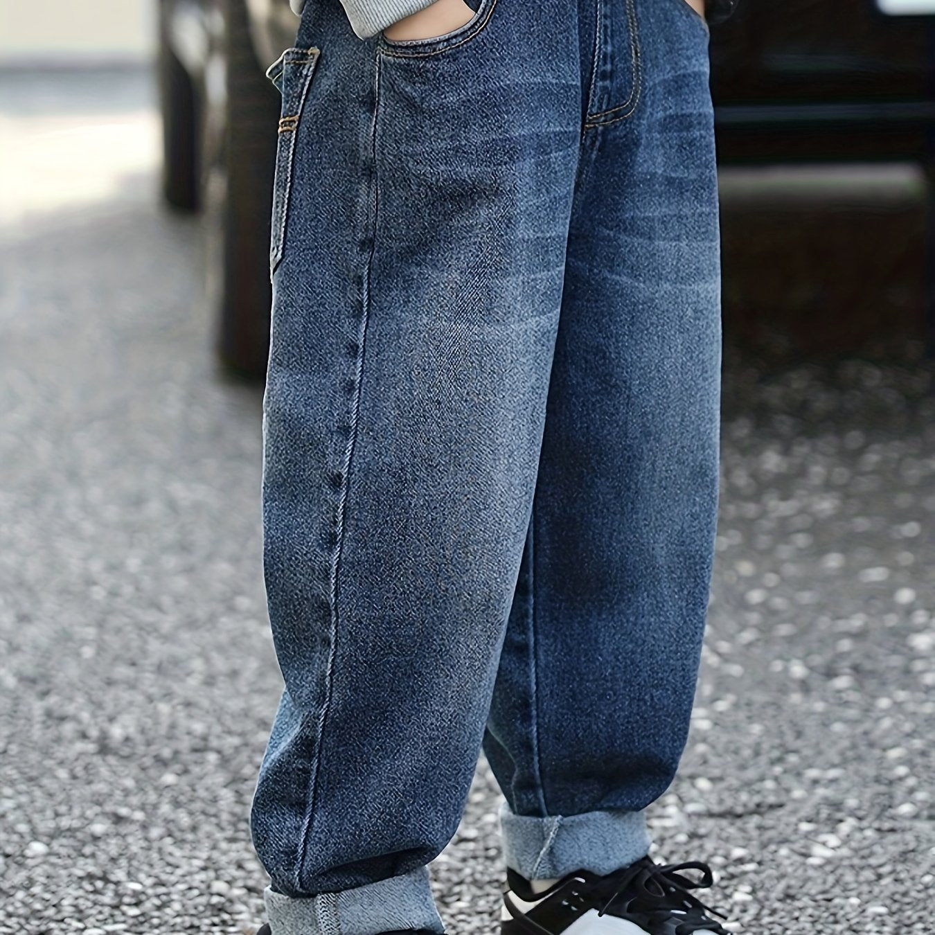 Boys' casual jeans with pockets for all seasons.