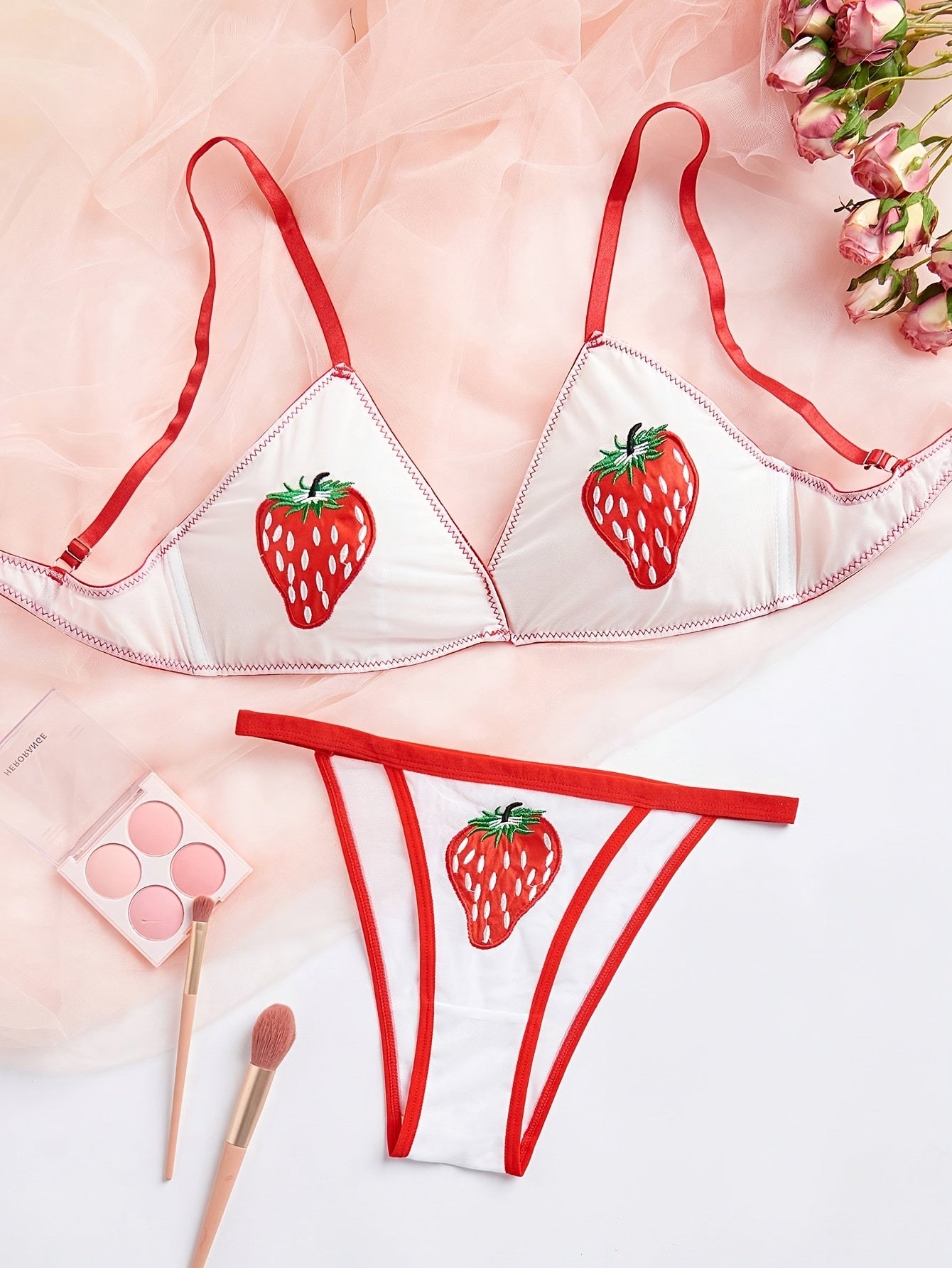 Strawberry Pattern Bra & Panty Set for Women - Comfortable Nylon Blend with Padded Support, Mid-Rise Briefs - Stylish Lingerie for Casual Attire