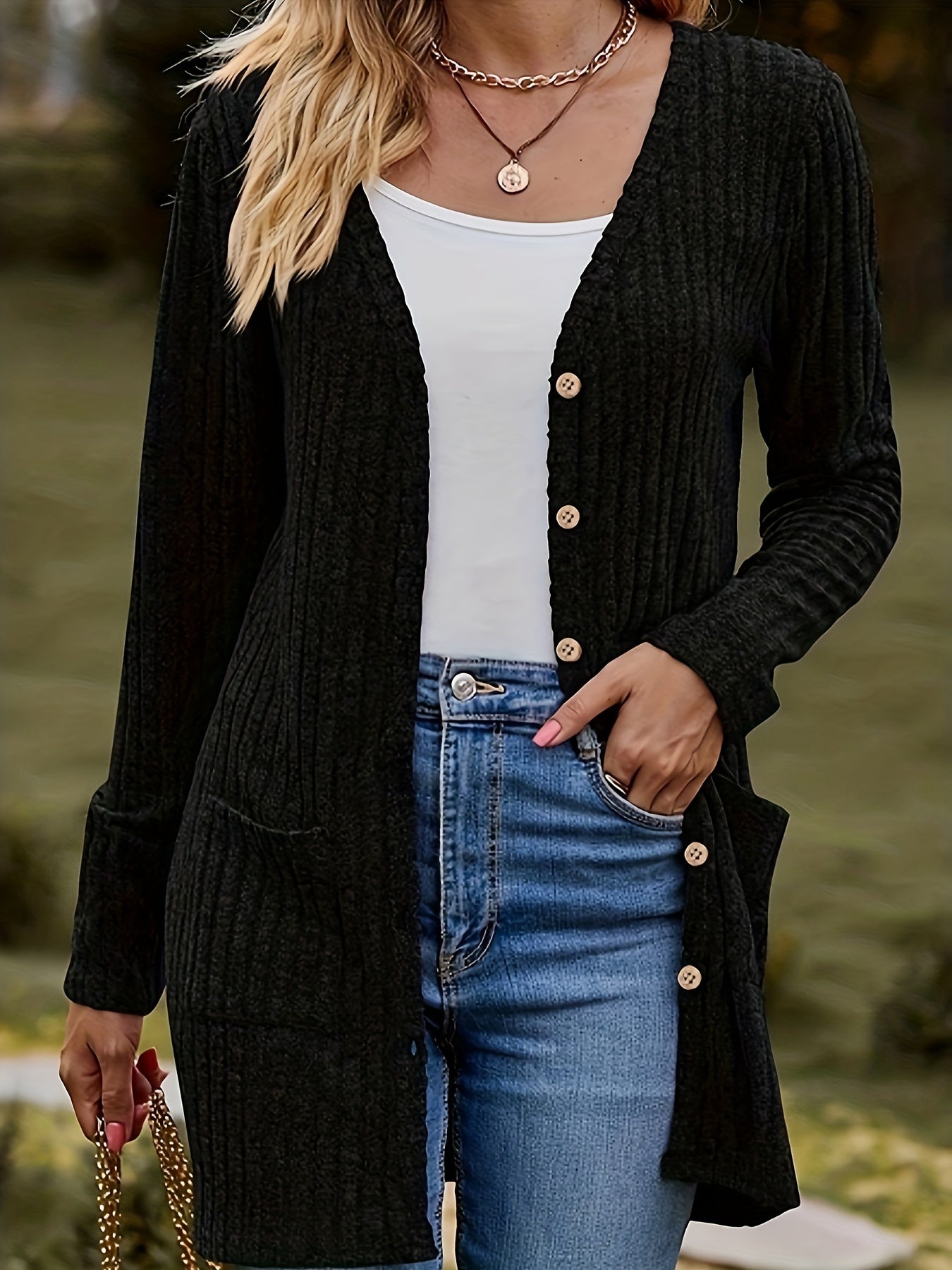 Stylish Plus Size Women's Black Cardigan with Ribbed Knit, V-Neck, Button Front - Perfect for Fall/Winter