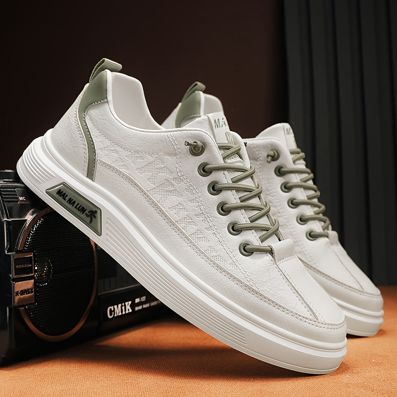 Men's white casual skateboard shoes for versatile sports and college wear.