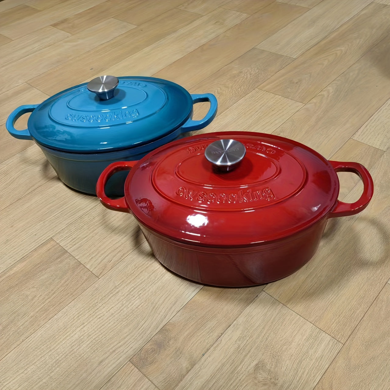 Durable Enameled Oval Dutch Oven: Versatile Enamel Cookware for Cooking Soups, Braises, and Stews - Holds up to 5.8kg of Food