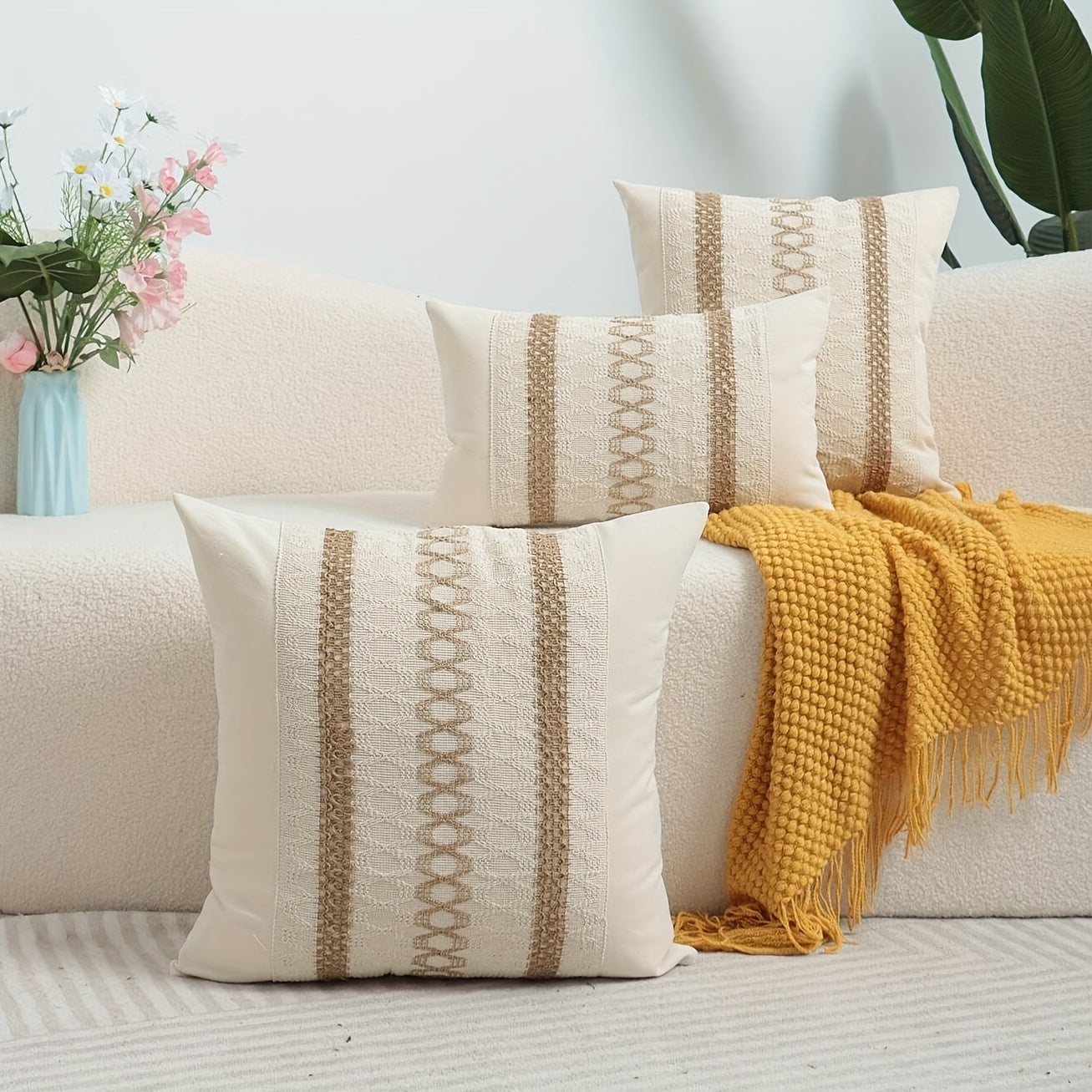 Transform your living space with our Bohemian Style Polyester Tassel Pillow Cover, offered in both Rectangular and Square shapes. Perfect for adding a touch of flair to your living room sofas, bedrooms, and bedside pillows.