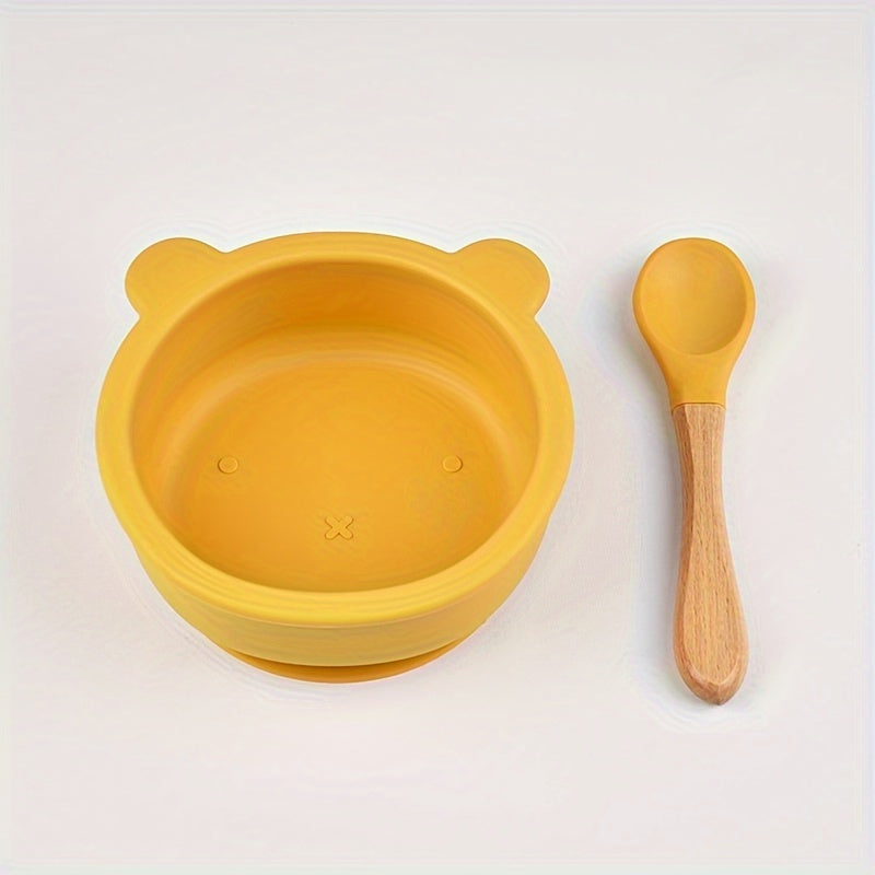 This baby feeding set includes a food grade silicone suction cup bowl with a wooden handle baby food spoon. It is safe for children as it does not contain BPA.