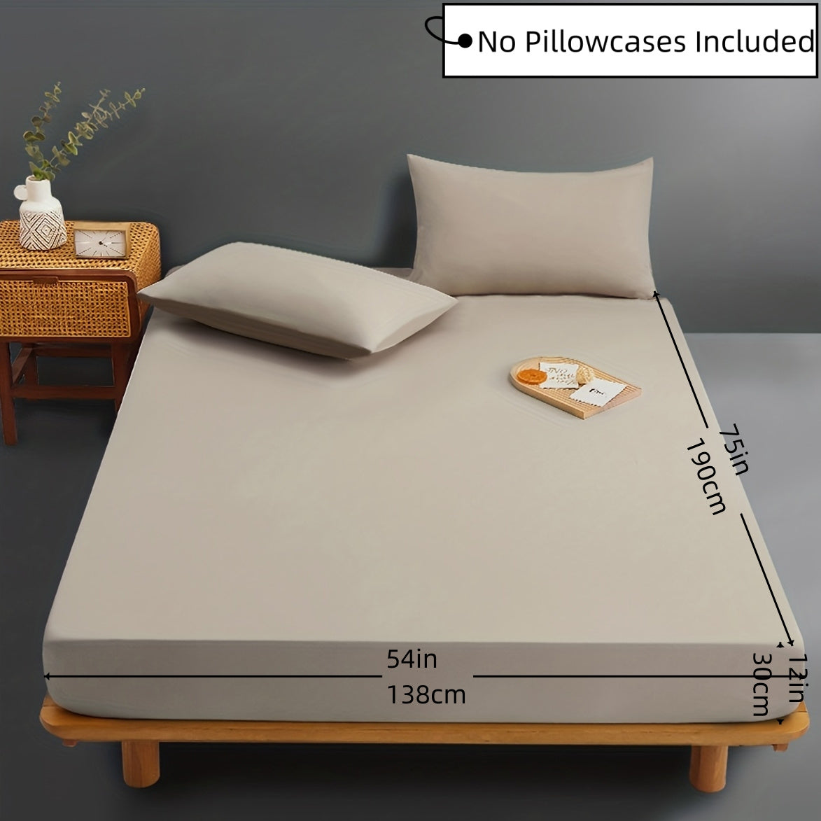 One piece of a solid colored fitted sheet made of soft and comfortable microfiber material. Ideal for bedrooms and guest rooms, with a deep pocket design. This product includes the fitted bed sheet only.