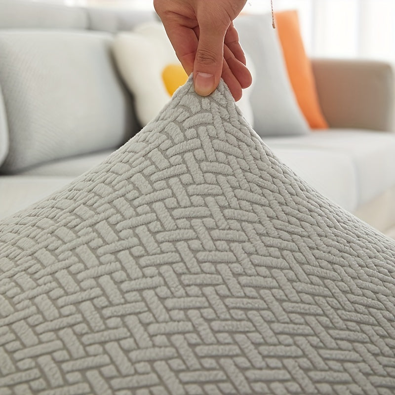 Gray fleece sofa cover suitable for all seasons, elastic and protective for home use.