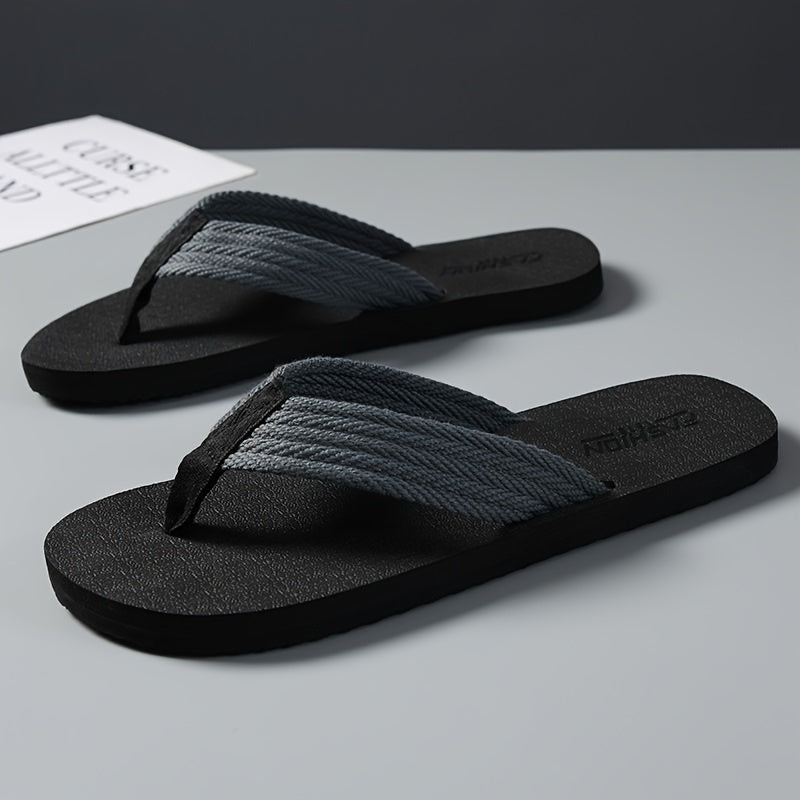 Stylish men's sandals with non-slip sole, perfect for outdoor walks and beach adventures in spring and summer.